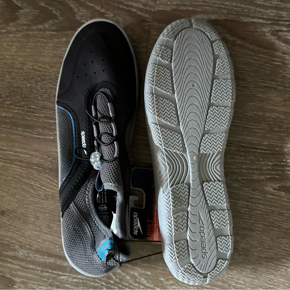 Speedo Men's Surfwalker Pro
Water Shoes medium 9/10 Quick Dry
Beach Lake slip-on - Picture 3 of 5